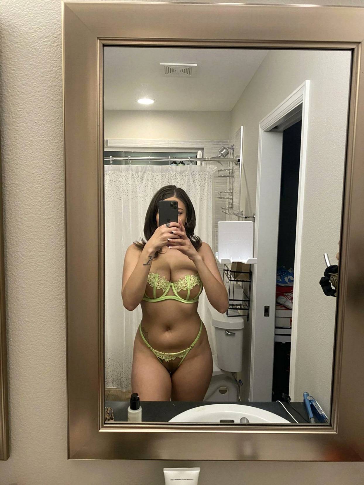 Esenyurt Escort Malibu İle keyfli Saatlere